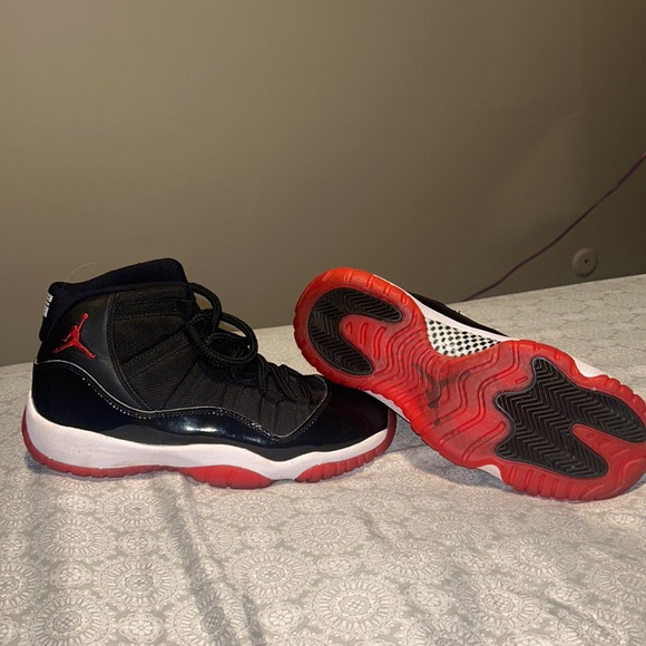 Jordans Retro 11s